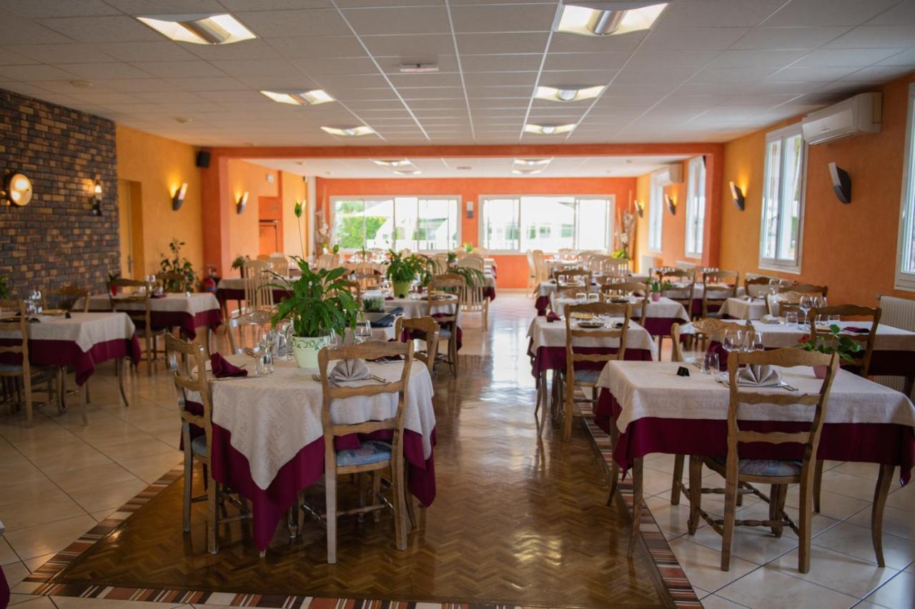 Logis Hotel Restaurant L'Escapade Le Pêchereau Buitenkant foto