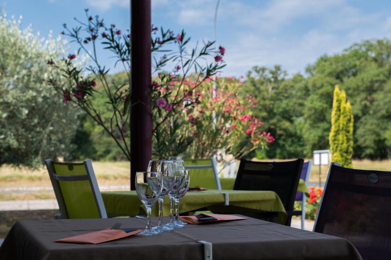 Logis Hotel Restaurant L'Escapade Le Pêchereau Buitenkant foto