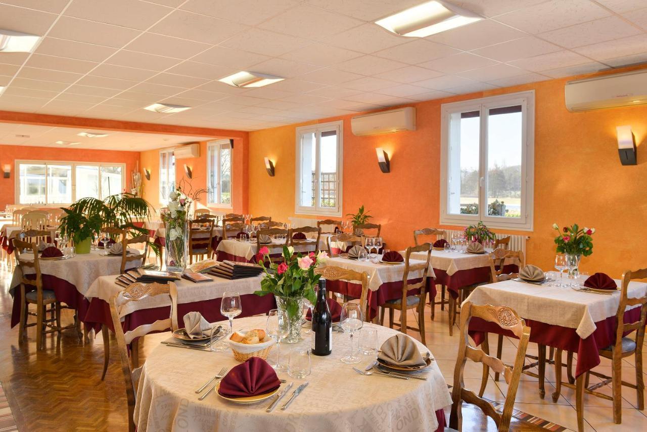Logis Hotel Restaurant L'Escapade Le Pêchereau Buitenkant foto
